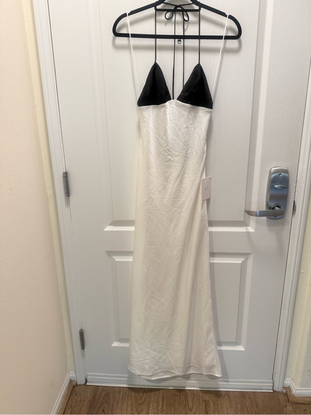 Nia the Brand Wolfe in Black & White Maxi Dress Size S NWT - Picture 4 of 7